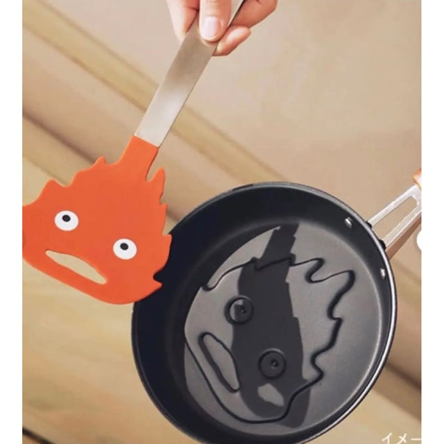 Studio Ghibli Howl’s Moving Castle Calcifer Frying Pan & Spatula Kitchen Set