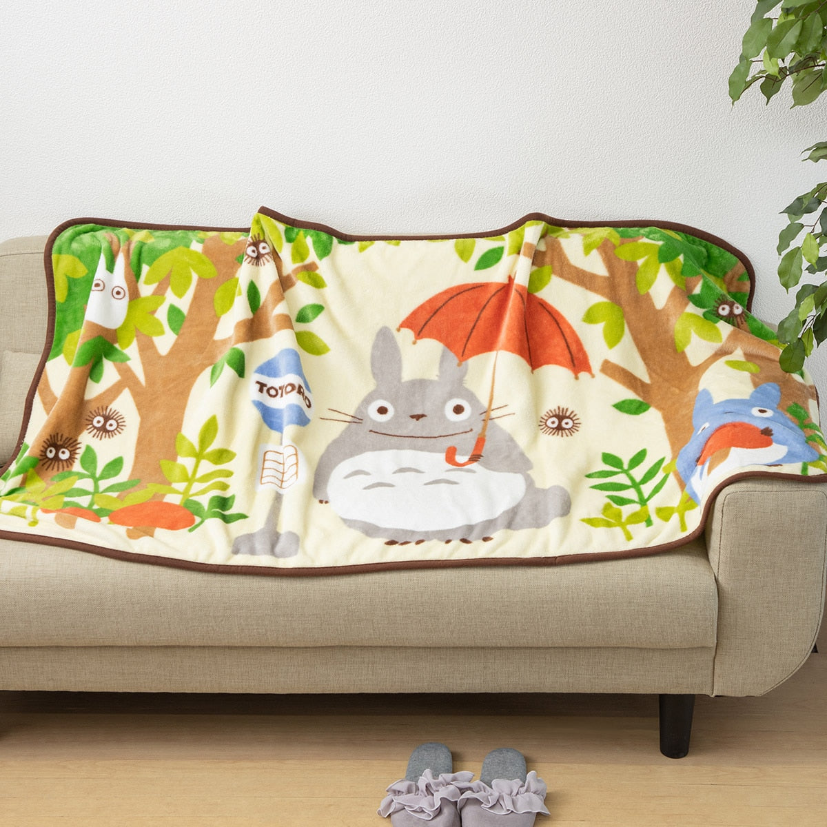 Studio Ghibli My Neighbour Totoro Forest Bus Stop Long Fleece Blanket