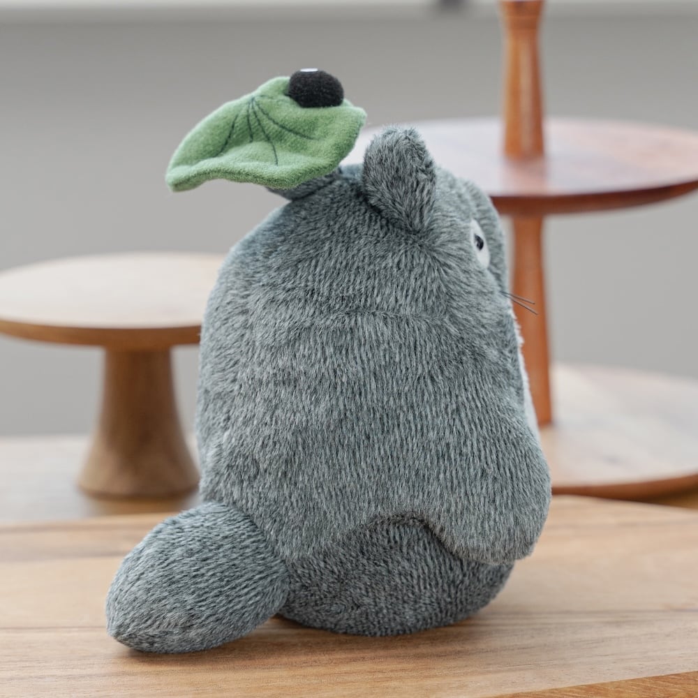 Studio Ghibli My Neighbour Totoro Big Totoro & Susuwatari Fluffy Otedama Plush M 16cm K-9871