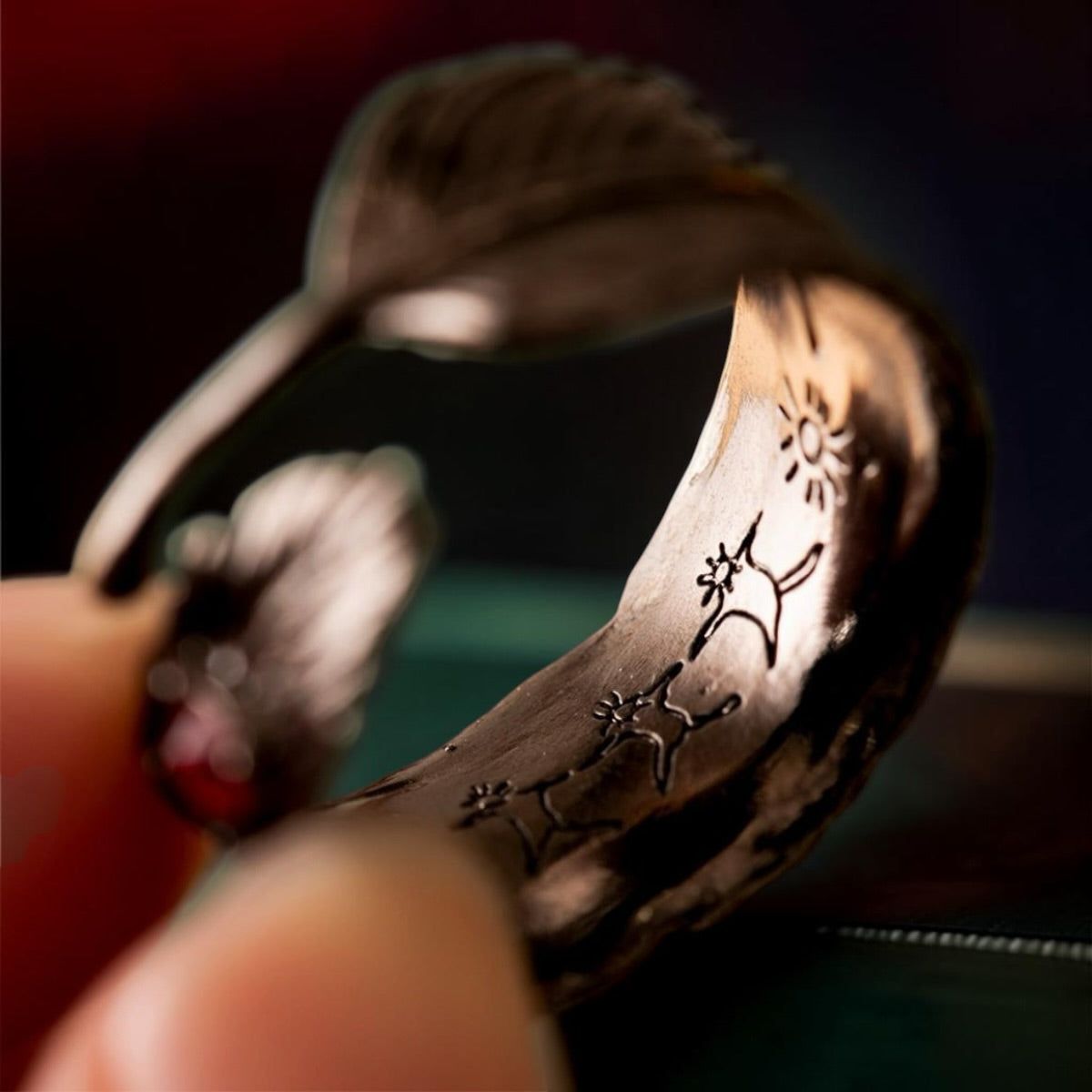 Studio Ghibli GBL Howl’s Moving Castle My Treasure Ring – Howl’s Black Feather