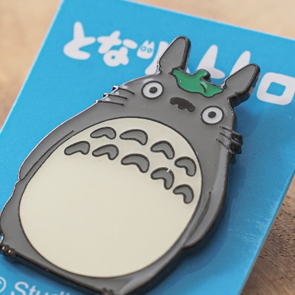 Studio Ghibli My Neighbour Totoro Big Totoro on Lotus Leaf Pin Badge T-11