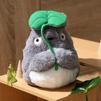 Studio Ghibli My Neighbour Totoro Plush Leaf Holding Collection Official Japan