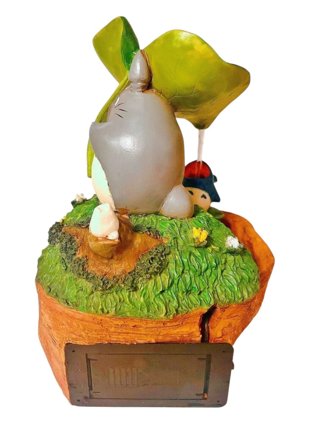 Studio Ghibli My Neighbor Totoro Small Water Fountain Leaf Umbrella Design