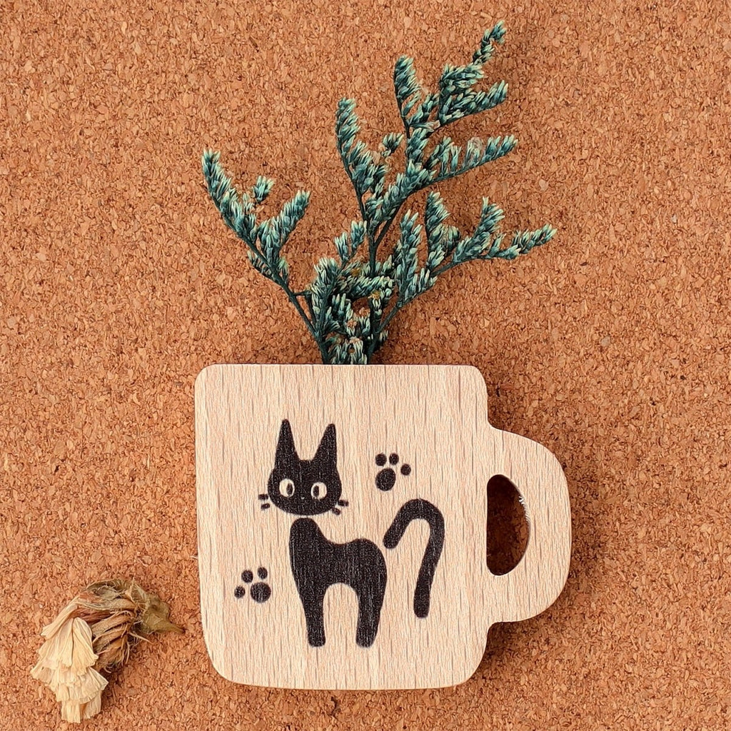 Studio Ghibli Kiki’s Delivery Service Jiji Mug Wooden Magnet – Donguri Closet