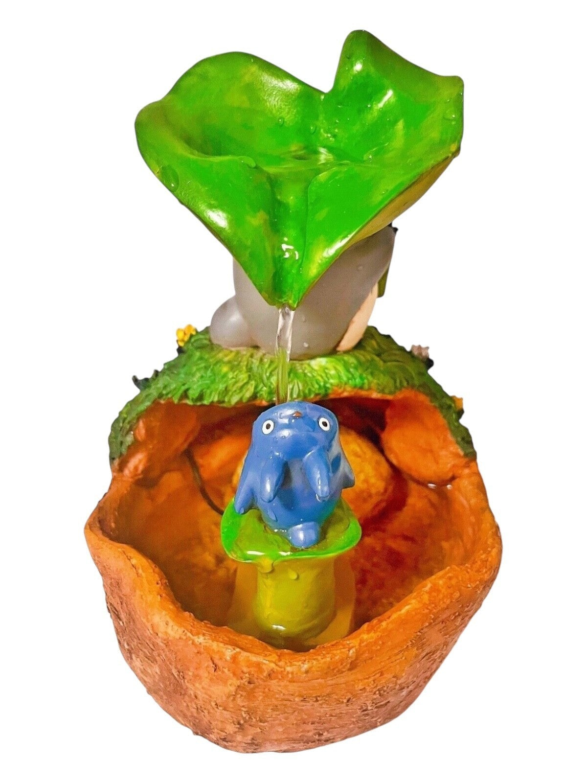 Studio Ghibli My Neighbor Totoro Small Water Fountain Leaf Umbrella Design