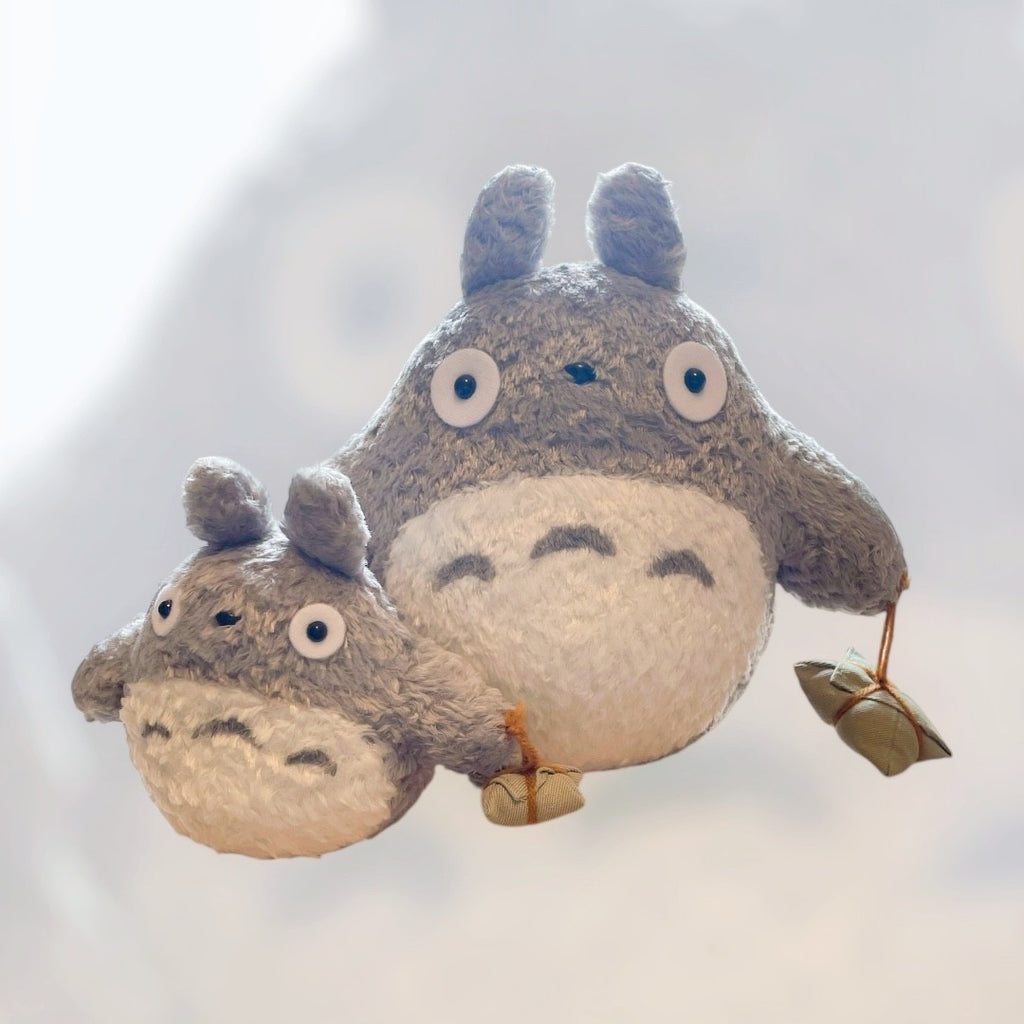 Studio Ghibli My Neighbor Totoro Plush Fluffy Seed Bundle in Hand Edition Rare