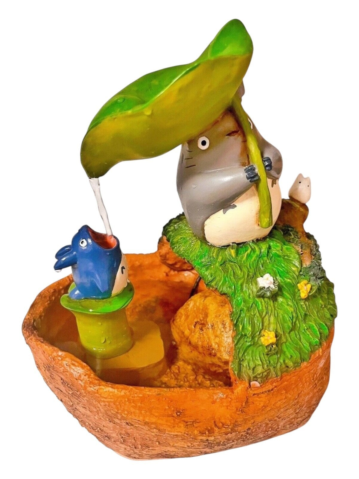 Studio Ghibli My Neighbor Totoro Small Water Fountain Leaf Umbrella Design