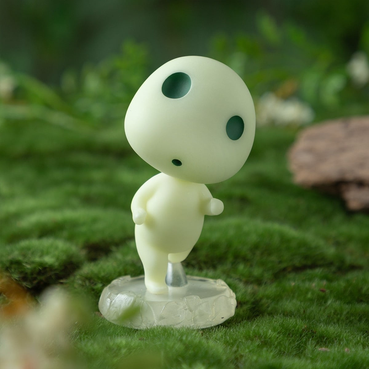 Studio Ghibli Princess Mononoke – Kodama Glow-in-the-Dark Figurine Collection