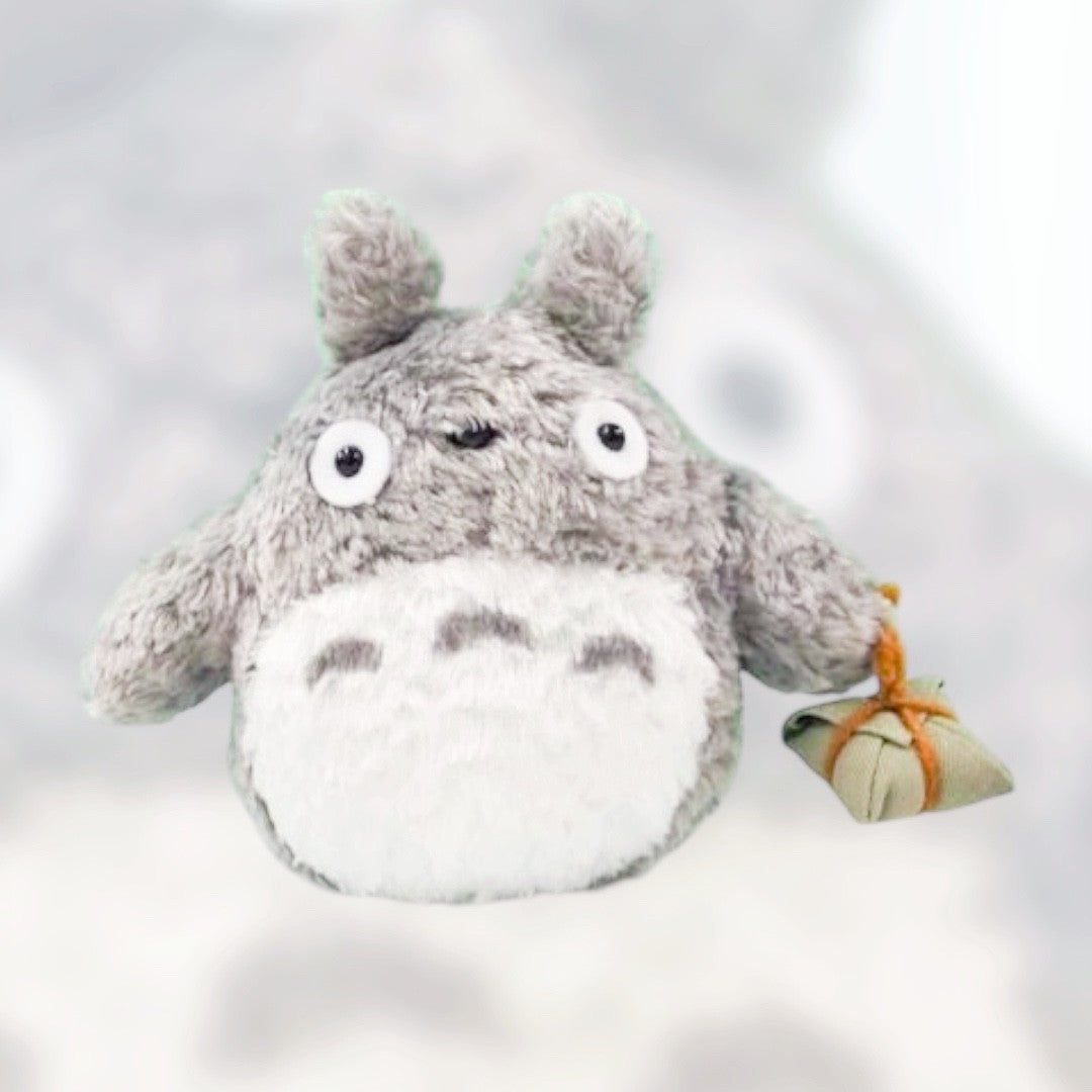 Studio Ghibli My Neighbor Totoro Plush Fluffy Seed Bundle in Hand Edition Rare