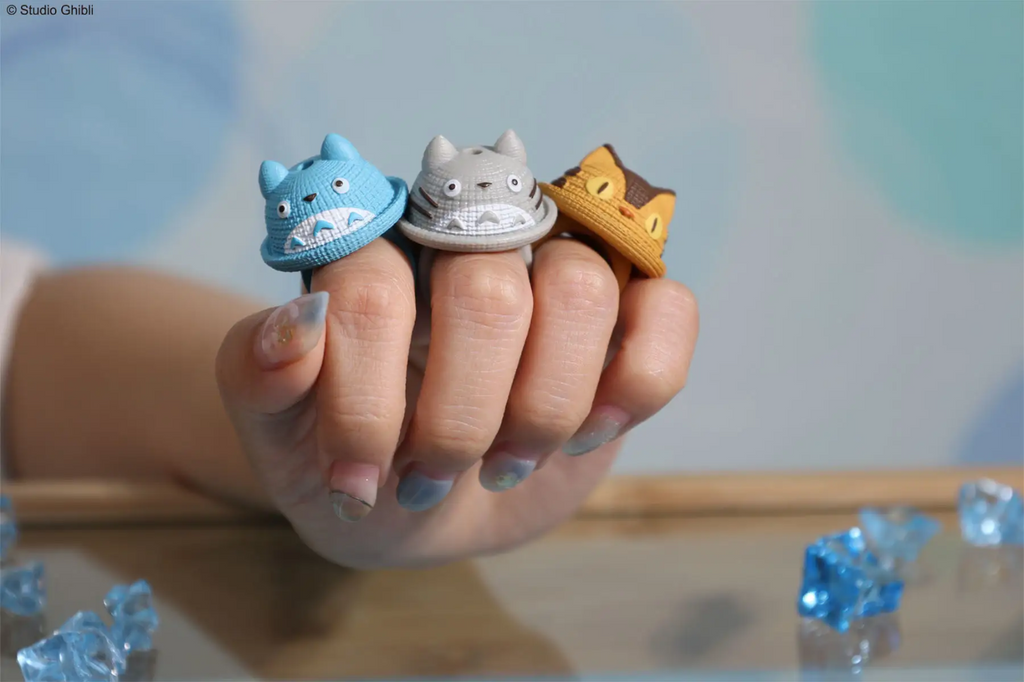 Studio Ghibli My Neighbor Totoro Capsule Toy Mei-Crab Medium Totoro Figure
