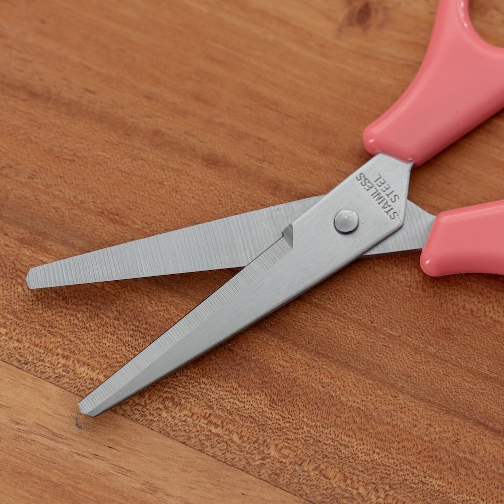 Studio Ghibli Kiki’s Delivery Service Jiji Scissors – Walking in Koriko