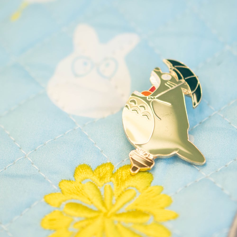 Studio Ghibli My Neighbour Totoro Roaring Big Totoro Pin Badge T-04