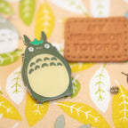 Studio Ghibli My Neighbour Totoro Big Totoro on Lotus Leaf Pin Badge T-11