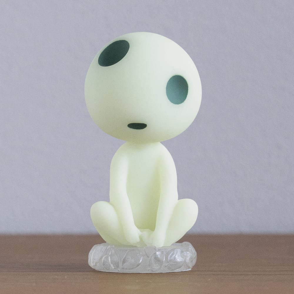Studio Ghibli Princess Mononoke Kodama Little Sitting Glow-in-the-Dark Figu