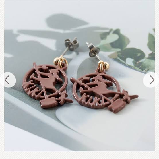 Studio Ghibli Kiki’s Delivery Service Jiji 6-Piece Pierced Earrings Set