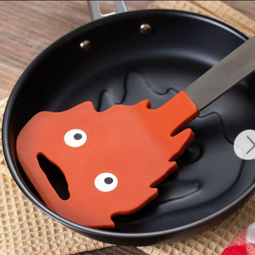 Studio Ghibli Howl’s Moving Castle Calcifer Frying Pan & Spatula Kitchen Set